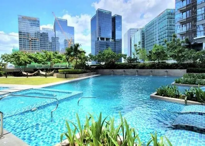 Best 1br In Uptown Bgc - Near Mitsukoshi & Malls * Manila